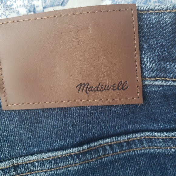 Madewell Slim Authentic Flex Jeans in Enid Wash - Picture 4 of 12
